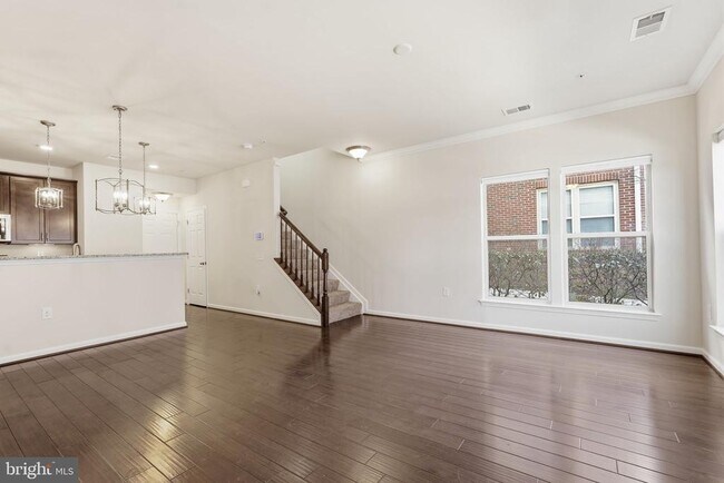 Building Photo - 637 Diamondback Dr