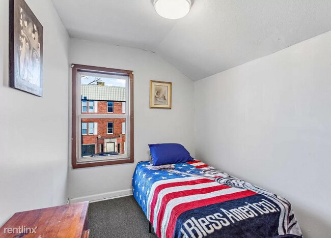 Foto del edificio - 5 br, 1.5 bath House - 515 16th St