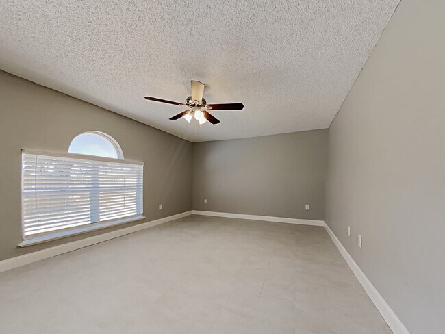 Building Photo - 1122 Soaring Osprey Way