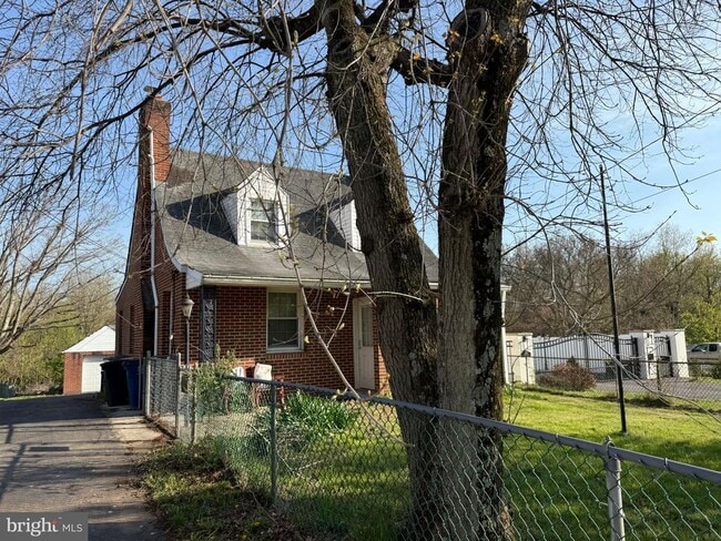 Building Photo - 13769 Travilah Rd
