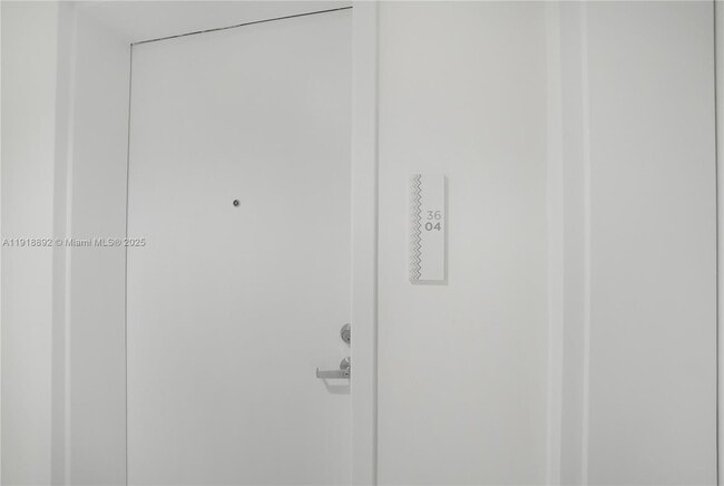 Foto del edificio - 700 NE 26th Terrace