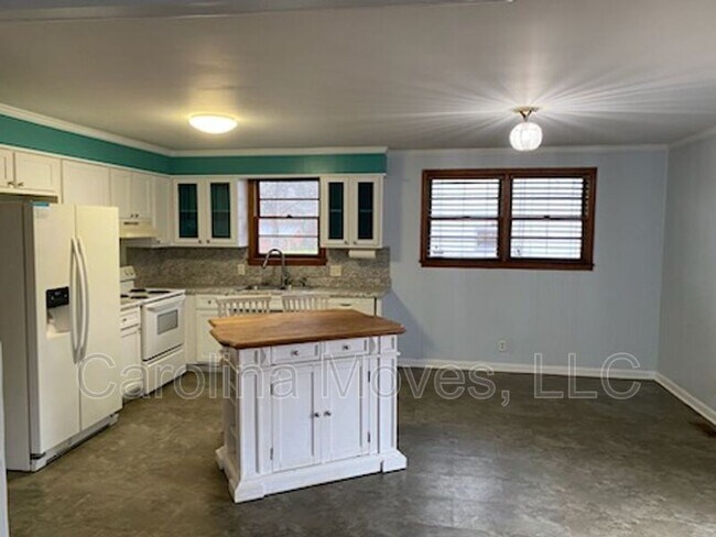 Foto del edificio - 106 Gayle St