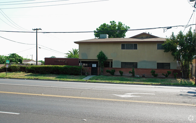 Foto del edificio - Cedar Home Apartments