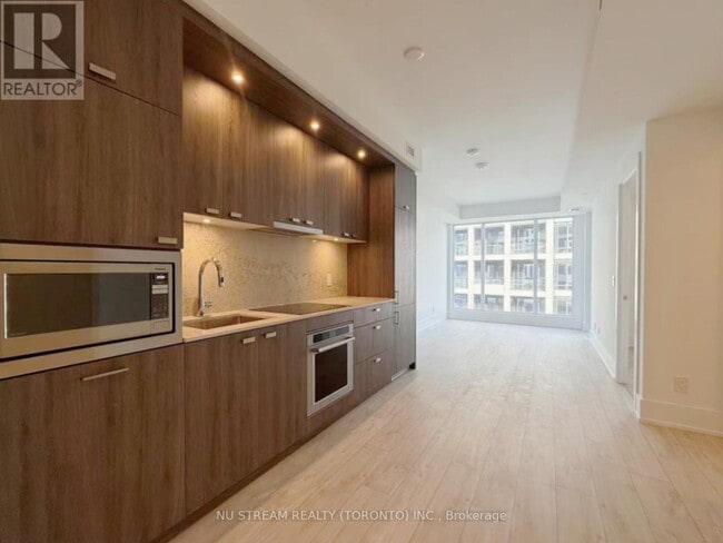 Building Photo - 115 Denison Ave