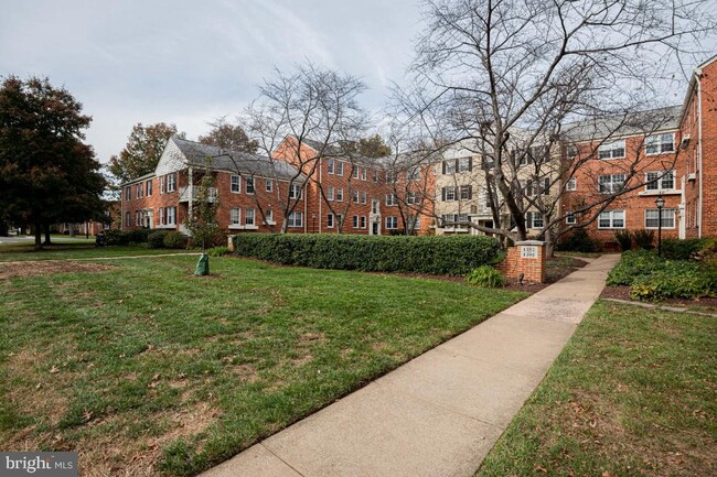 Building Photo - 1306 Belle View Blvd