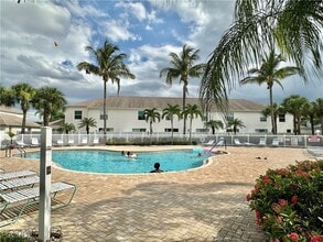 Building Photo - 3627 Pine Oak Cir