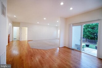 Building Photo - 20203 Hopi Dr