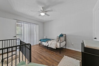 Interior Photo - Lakeside Apartments