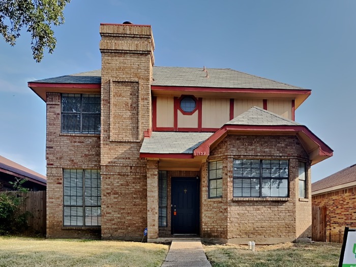 Primary Photo - Adorable DeSoto Home!