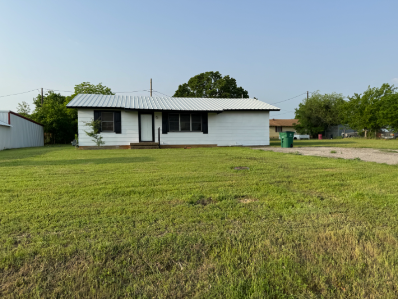 1475 N Main St, Jacksboro, TX 76458 - House Rental in Jacksboro, TX ...