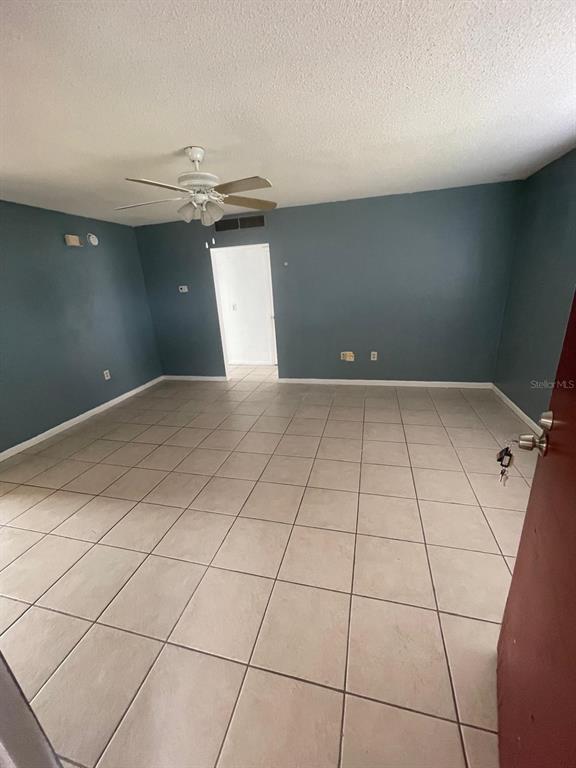 Building Photo - 5505 Hernandes Dr