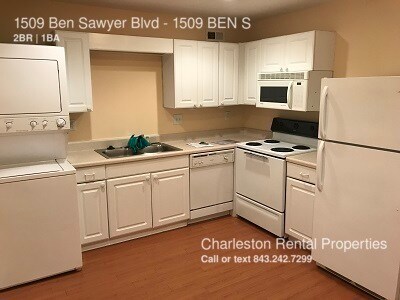 Building Photo - 1509 Ben Sawyer Blvd
