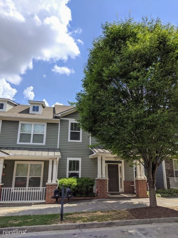 Primary Photo - 272 16th St NW