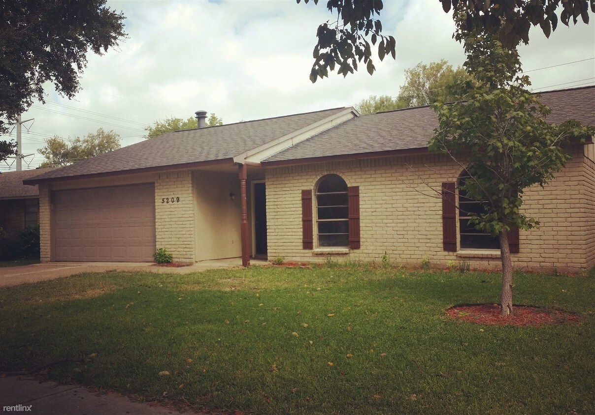 Primary Photo - 5209 Gates Dr