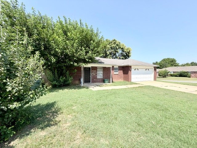 Building Photo - 1233 N Boxley Ave