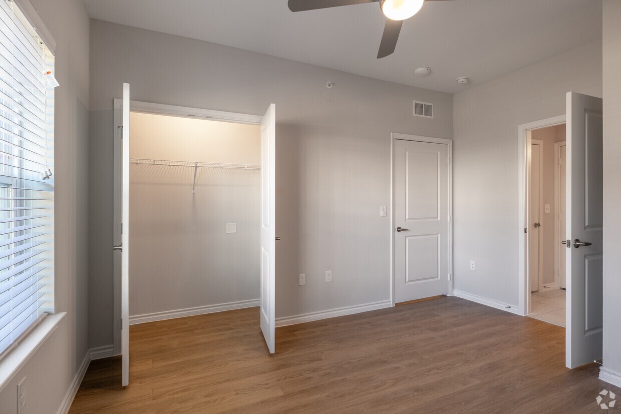 Norte 8833 - 8833 Binz Engleman Rd Converse, TX 78109
