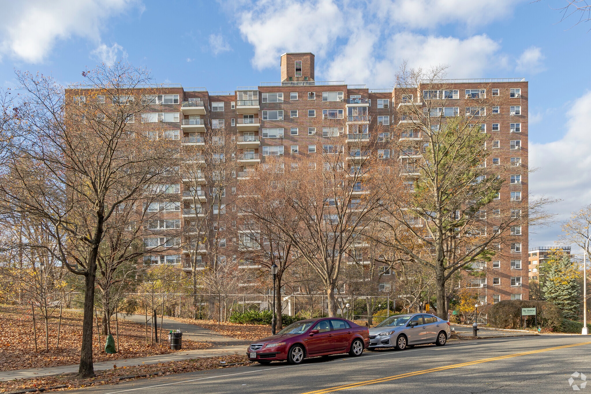 Glen Briar Apartments