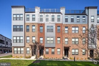 Building Photo - 44485 Wolfhound Sq