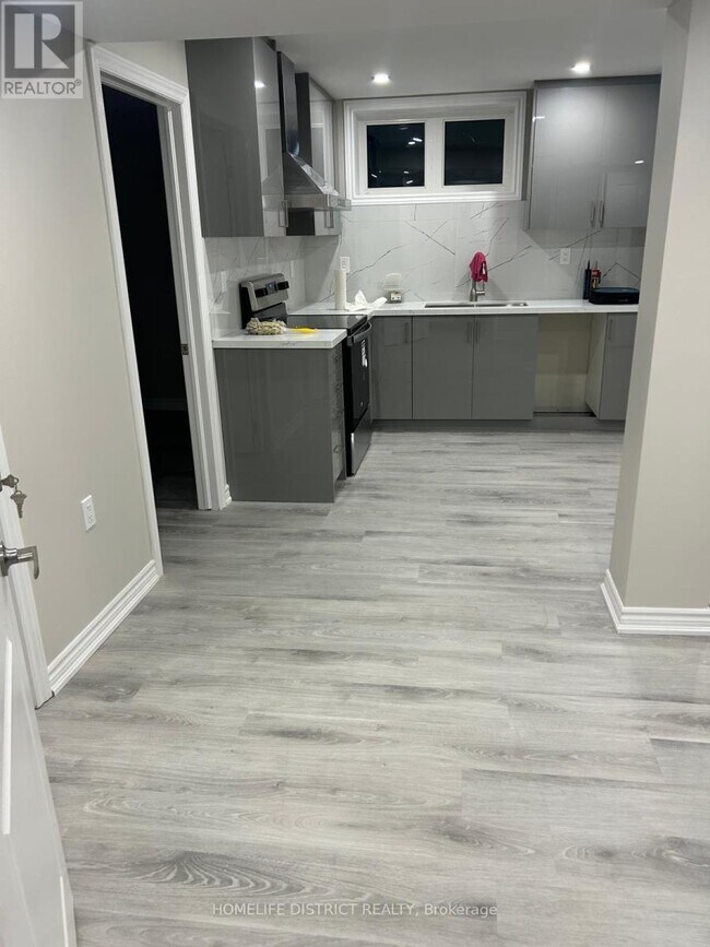 Photo du bâtiment - 807 Apple Terrace