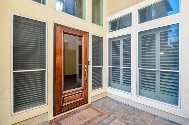 Foto del edificio - 1220 Birdsall St