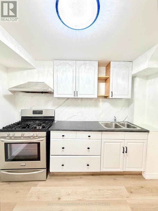 Building Photo - 41 Broadbridge Dr