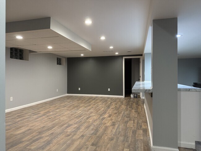 Foto del edificio - 4503 Cornell Rd