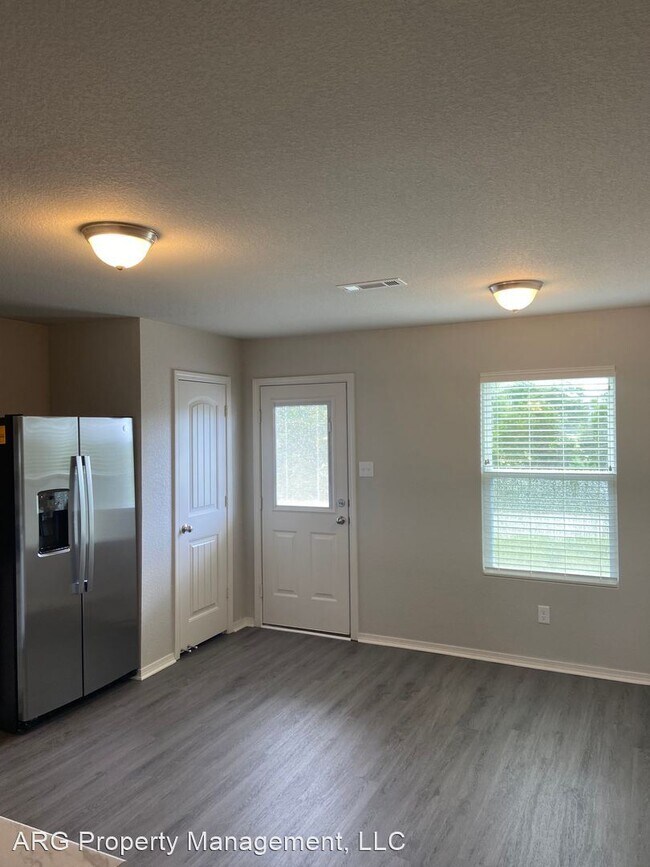 Building Photo - 4 br, 2 bath House - 1850 Draper Drive