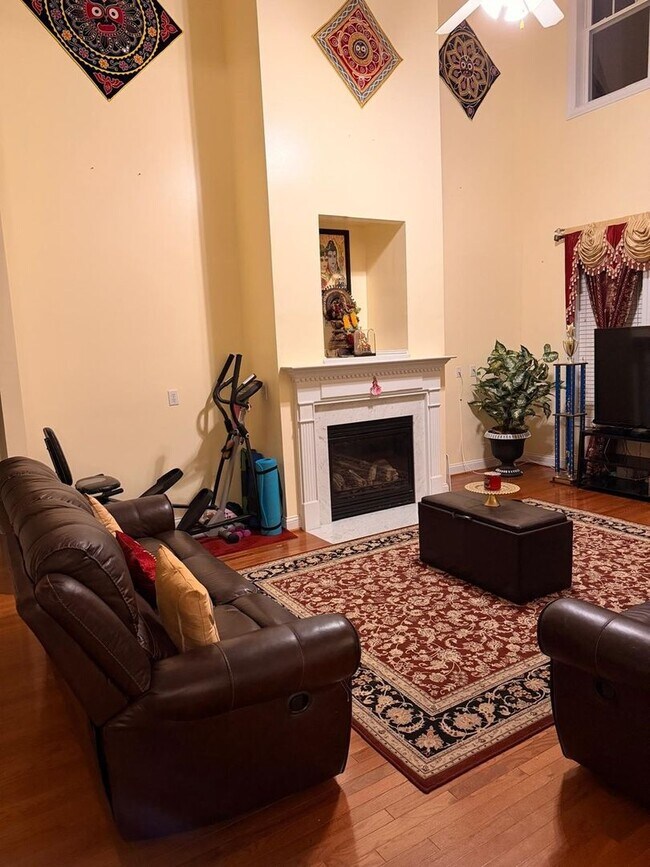Foto del edificio - 606 Gravel Brook Ct