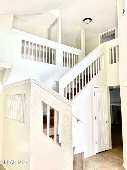 Building Photo - 7369 Luz De Lumbre Ave