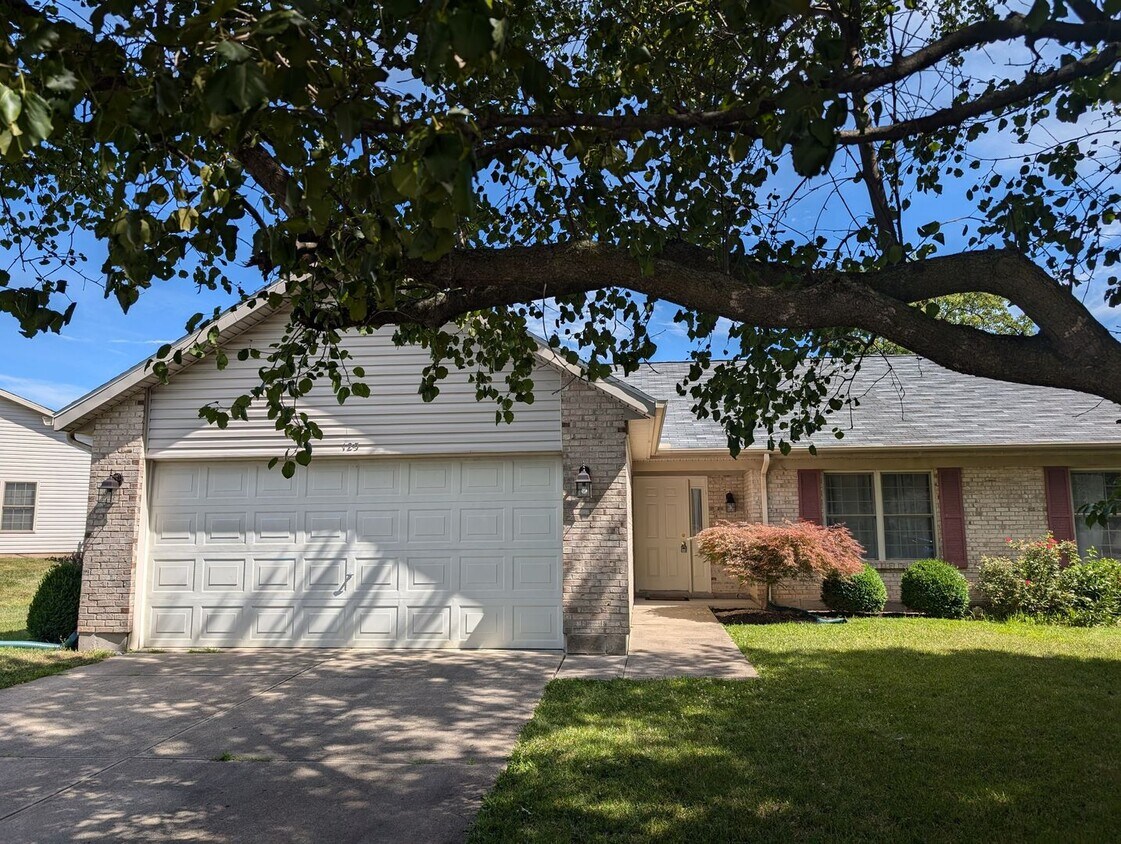 Foto principal - AVAILABLE NOW - Very Nice 2 Bedroom in Union!