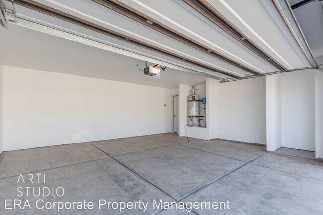 Building Photo - 4 br, 2.5 bath House - 4094 E. Phobos Lane