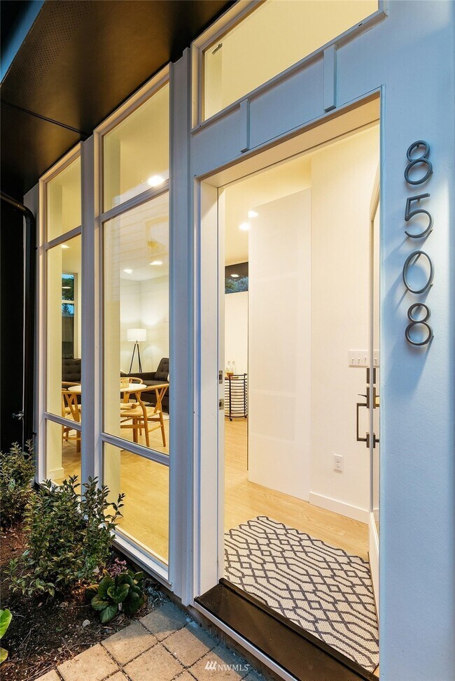 Building Photo - 8508 18th Ave NW