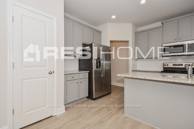 Photo - 3038 Faireno Pl House