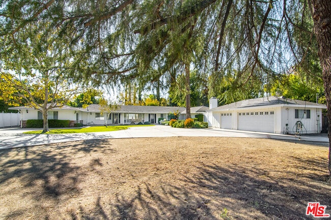 Foto del edificio - 22960 Erwin St