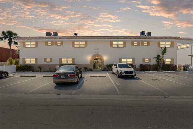 Foto del edificio - 506 71st Ave