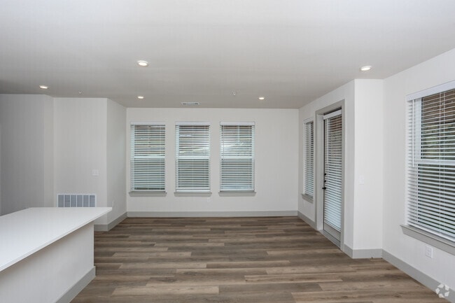 2BR, 2.5BA - 1,532SF - Living Room - Everbloom