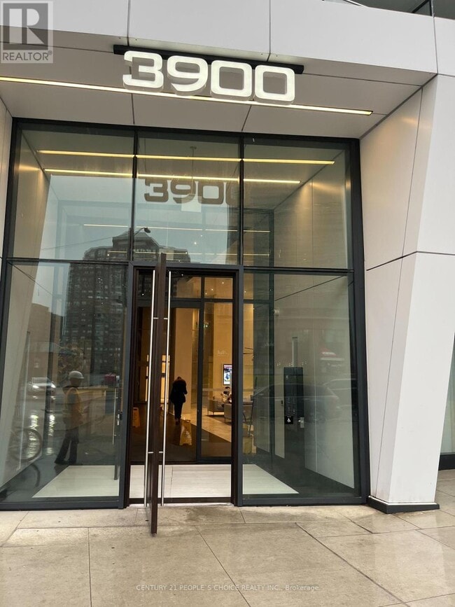 Photo du bâtiment - 3900-3900 Confederation Pkwy