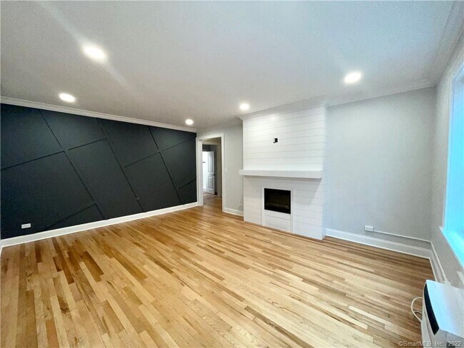 Foto del edificio - 110 Woodside Green