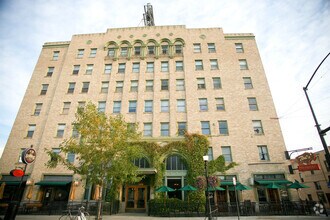 Building Photo - 105 W Main St
