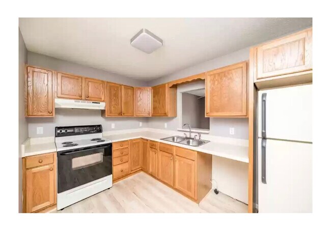 Building Photo - 802 Goose Meadow Dr