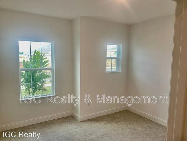 Foto del edificio - 2482 Pinwherry St