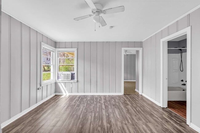 Foto del edificio - 303 Old West Point Rd