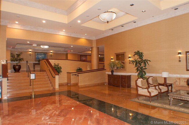 Foto del edificio - 8390 SW 72nd Ave