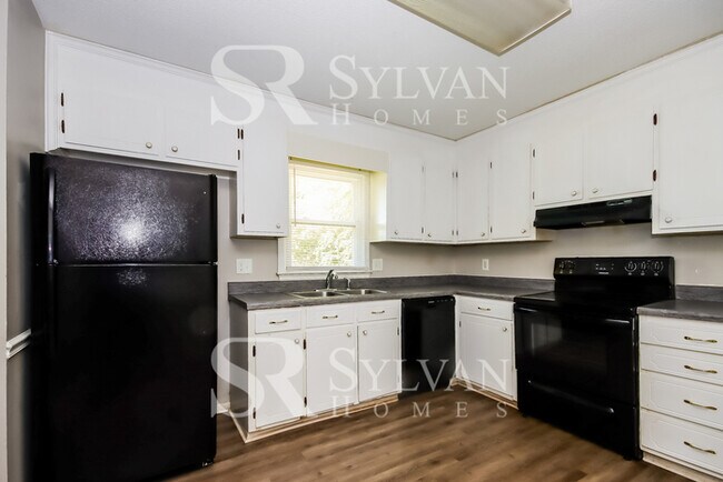 Foto del edificio - Welcome home to this stunning 3 bedroom, 2...