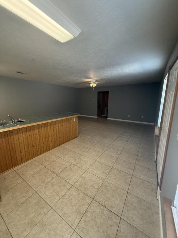 Building Photo - 2906 Pineland Dr