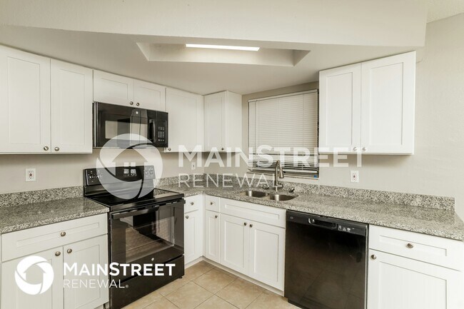 Foto del edificio - 8200 Monarch Dr