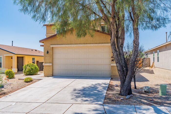 Primary Photo - 3 Bedroom House in Sahuarita