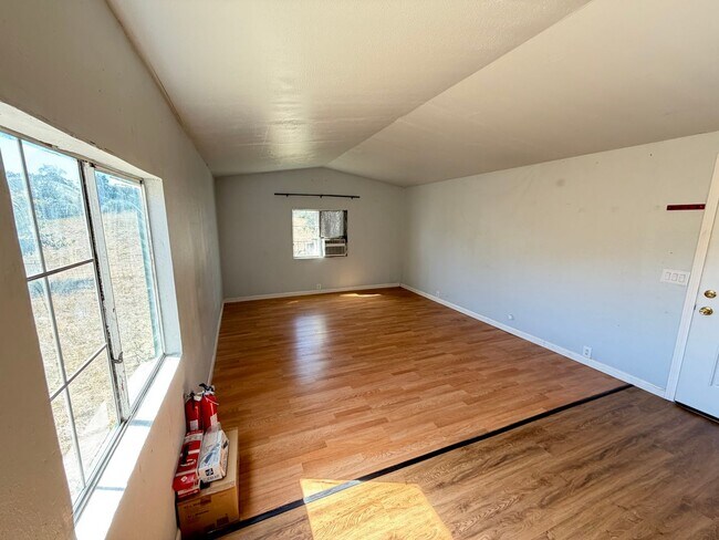 Foto del edificio - 29574 E Shelton Rd