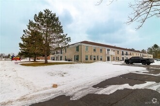 Building Photo - 11 Robert Dr
