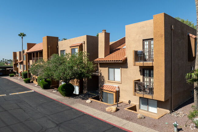 Foto del edificio - Catalina Crossing Apartments